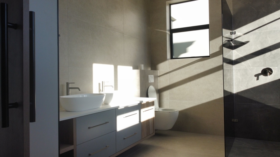 4 Bedroom Property for Sale in Oubaai Western Cape